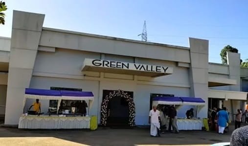 Green Valley Convention Centre, Adoor